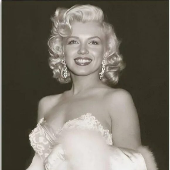 Meet your Posher, Braidy26 - Picture 1 of 1